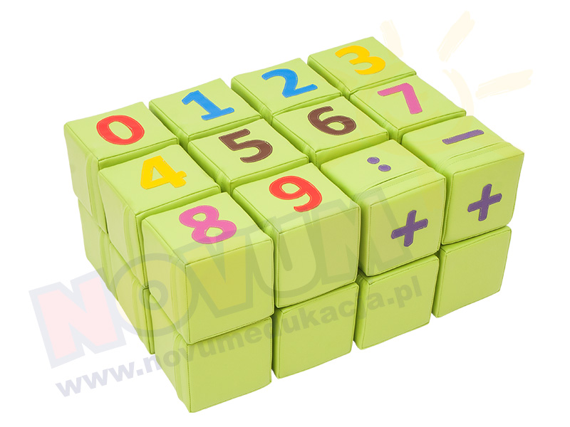 Novum Zestaw małych kostek z cyferkami